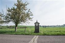 Kříž u silnice z Frýdlantu do Poustky  (324 kB)