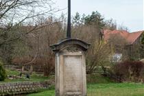 Kříž v obci Dětřichov  (297 kB)