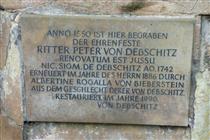 Horský hřbitov Oybin, náhrobek Petera von Döbschütz (244 kB)