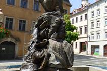 Schwanenbrunnen, Zittau (218 kB)