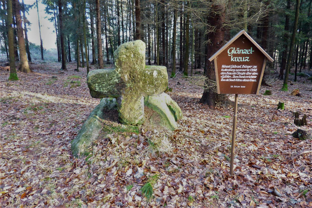 Kamenný kříž ve Špitálním lese, Eichgraben