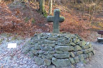 Kamenný kříž u Teufelsmühle Oybin 