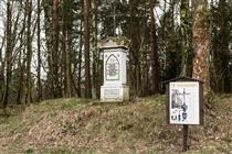 Bezeichnung des Denkmals: Hirschmann Kreuz, Poustka u Višňové (479 kB)