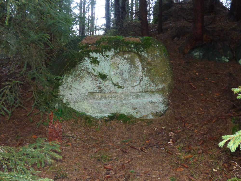 Klotyldin kámen – pamětní kámen pro Heinricha von Stephan Hartava